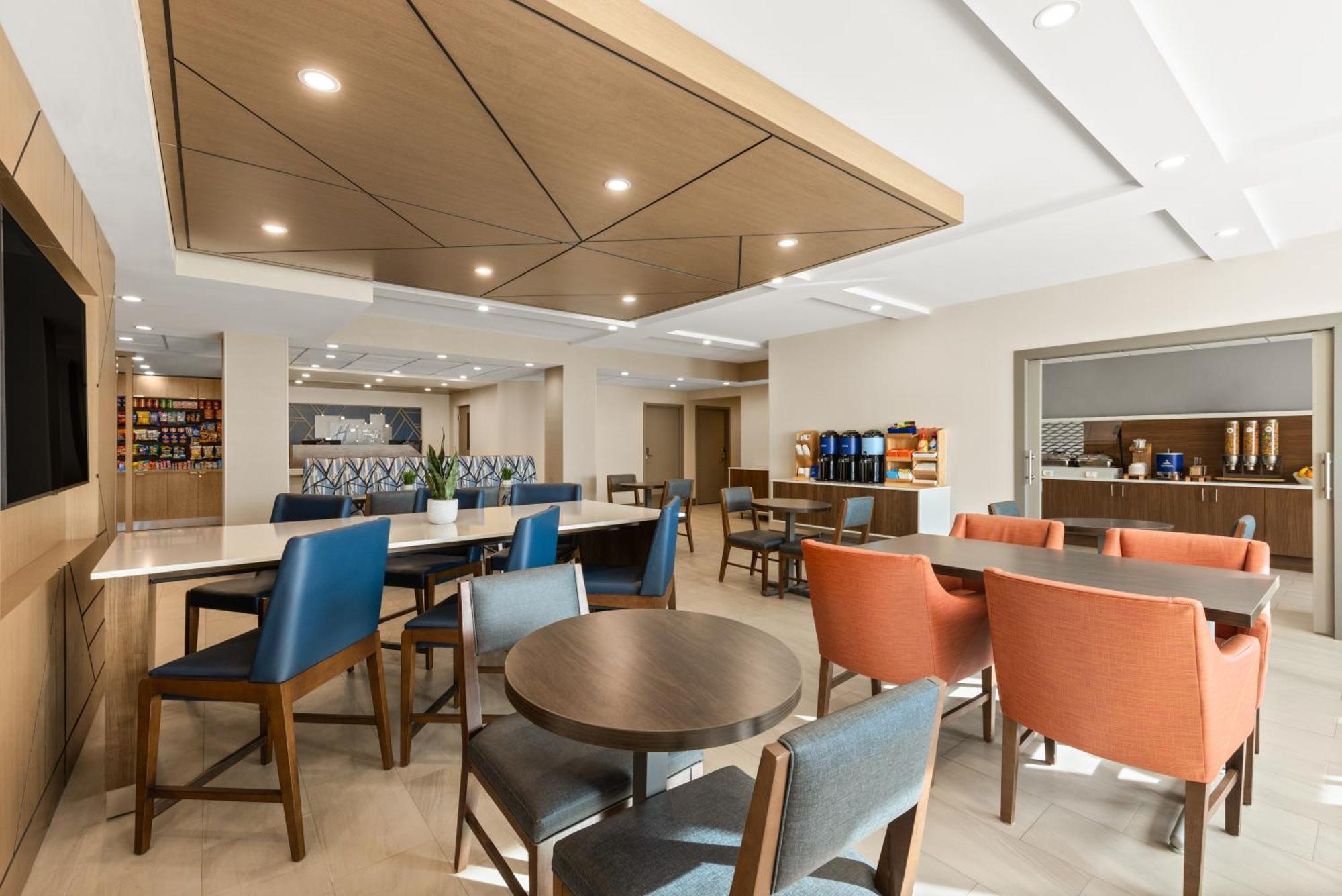 Holiday Inn Express Danbury I-84, An Ihg Hotel Bagian luar foto