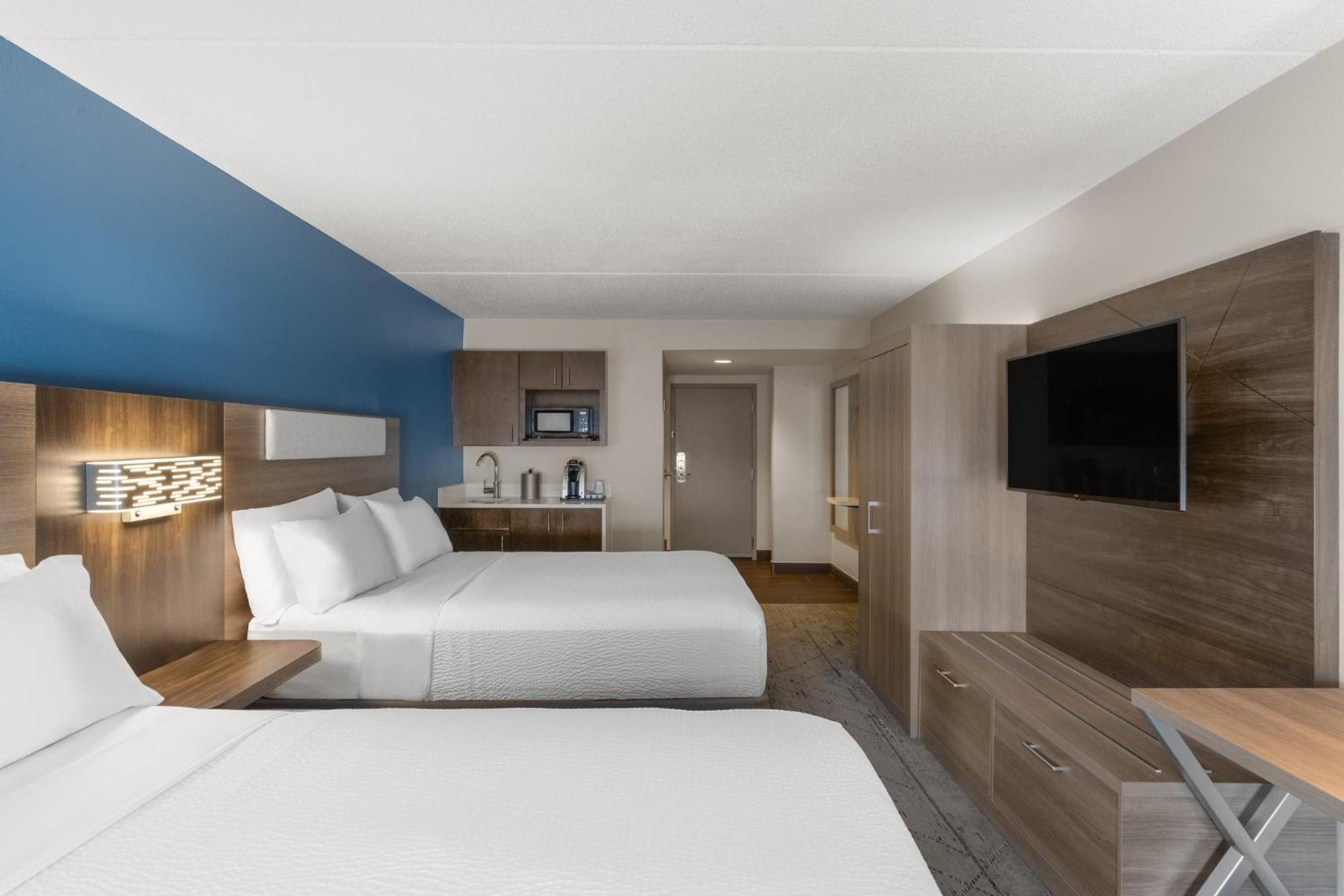 Holiday Inn Express Danbury I-84, An Ihg Hotel Bagian luar foto