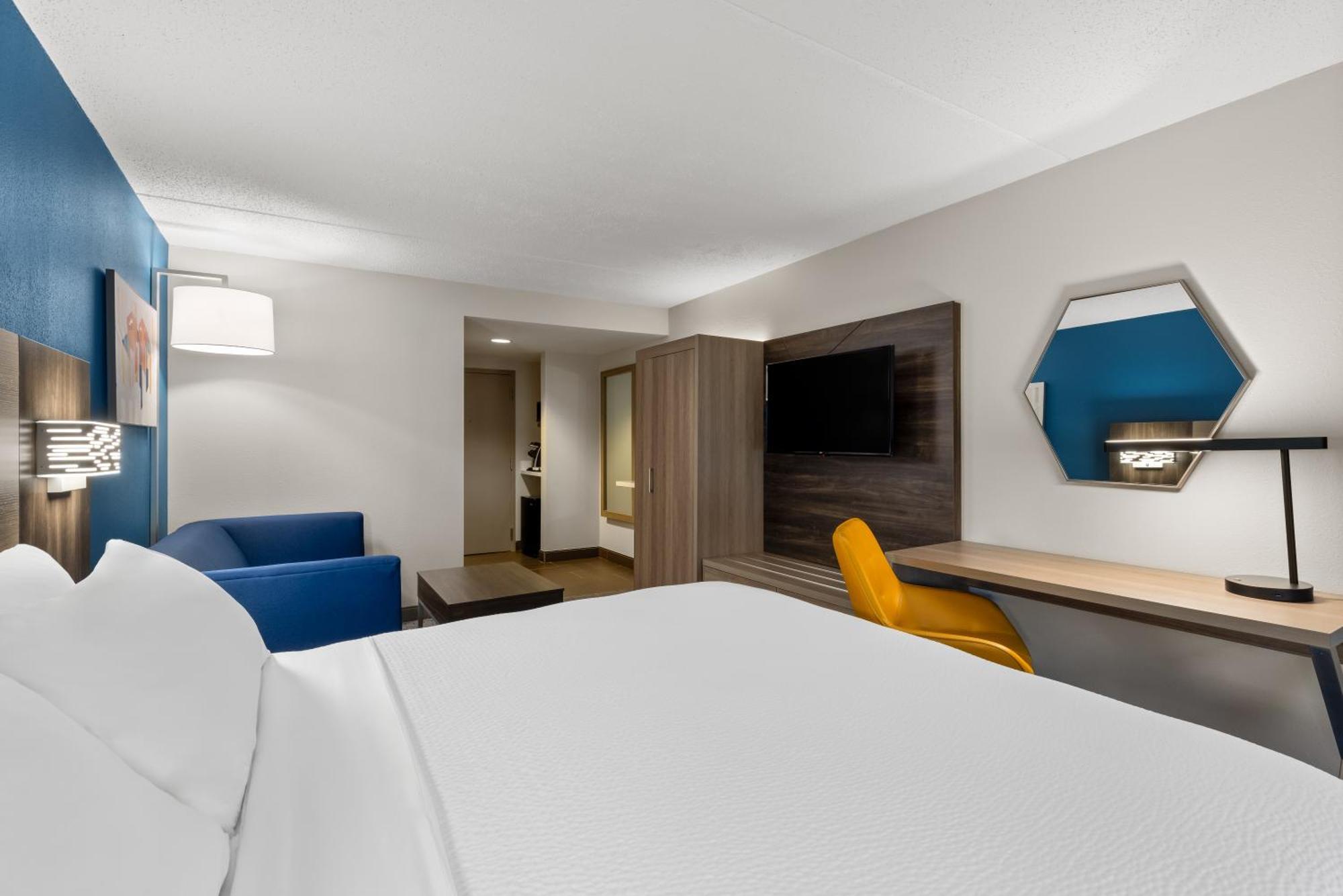 Holiday Inn Express Danbury I-84, An Ihg Hotel Bagian luar foto