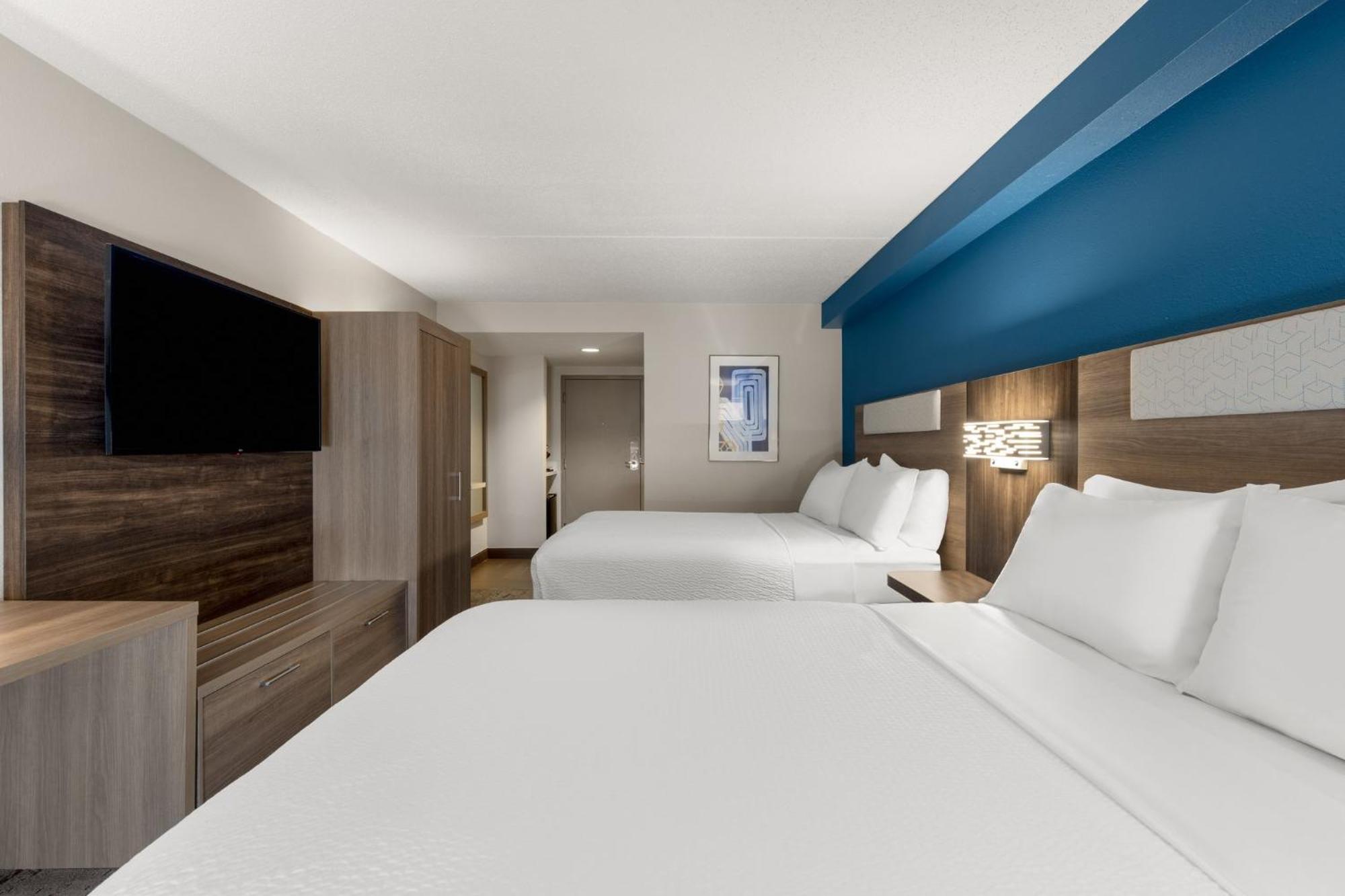 Holiday Inn Express Danbury I-84, An Ihg Hotel Bagian luar foto