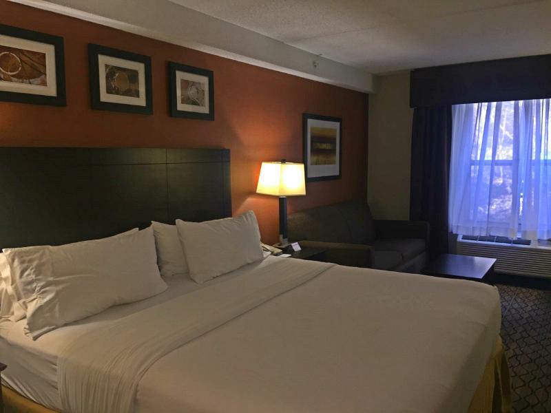 Holiday Inn Express Danbury I-84, An Ihg Hotel Bagian luar foto